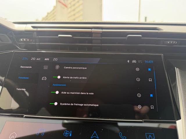 Peugeot 308 image 1