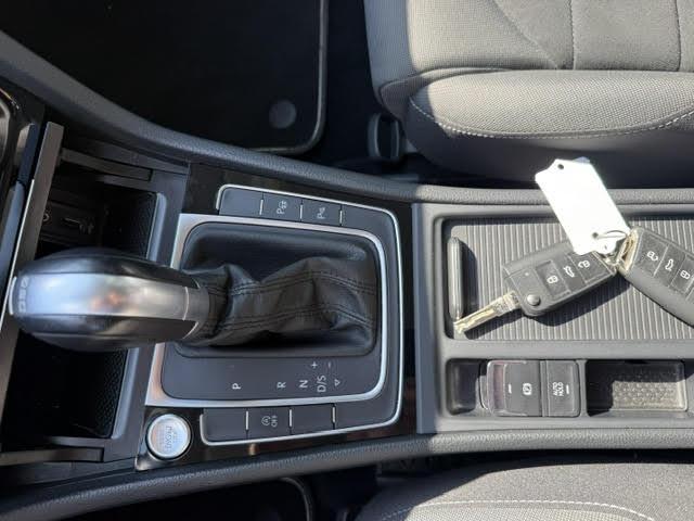 Volkswagen Golf image 5