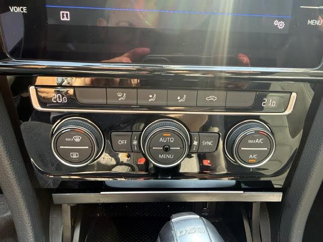 Volkswagen Golf image 1