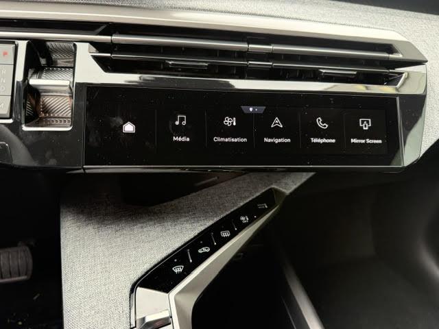 Peugeot 3008 image 1