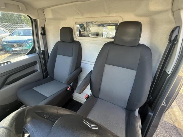 Citroen Jumpy image 1