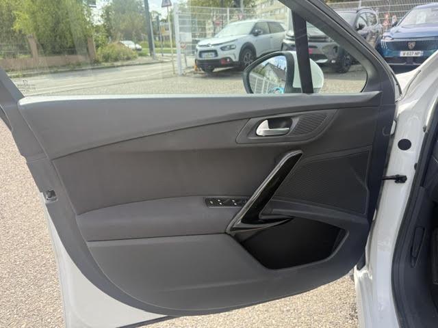 Peugeot 508 image 2