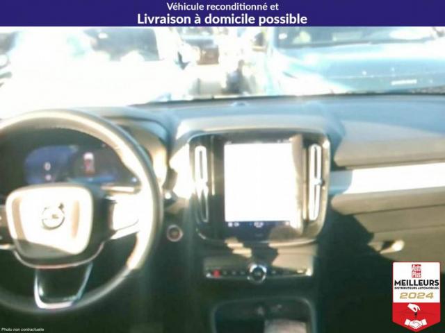 Volvo Xc40 image 1