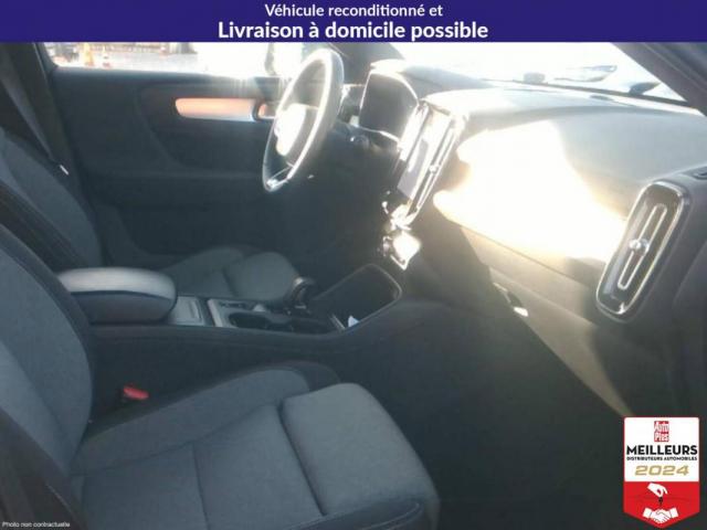 Volvo Xc40 image 2