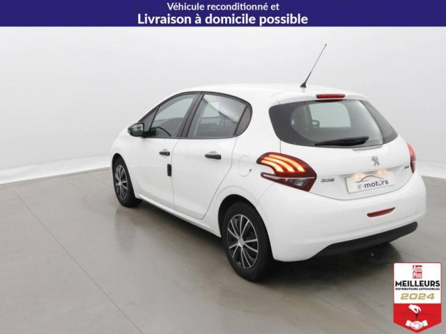 Peugeot 208 image 9