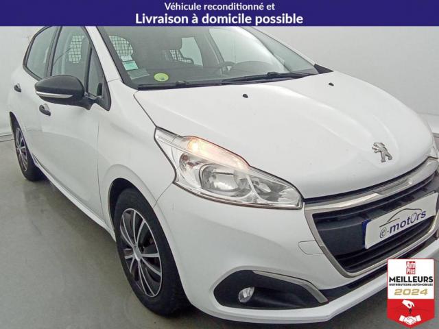 Peugeot 208 image 8