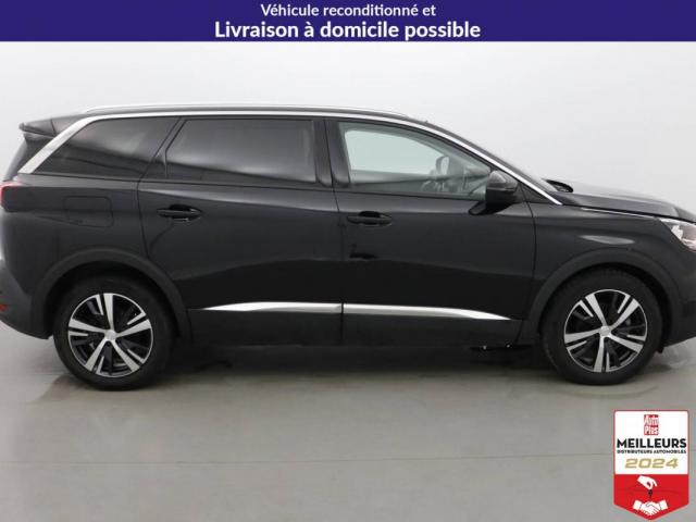 Peugeot 5008 image 1