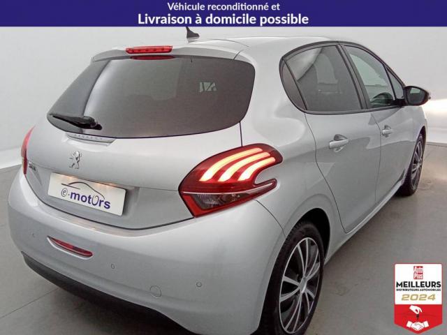 Peugeot 208 image 7