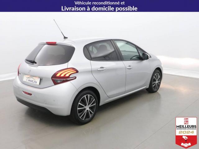 Peugeot 208 image 5