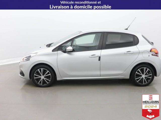 Peugeot 208 image 3
