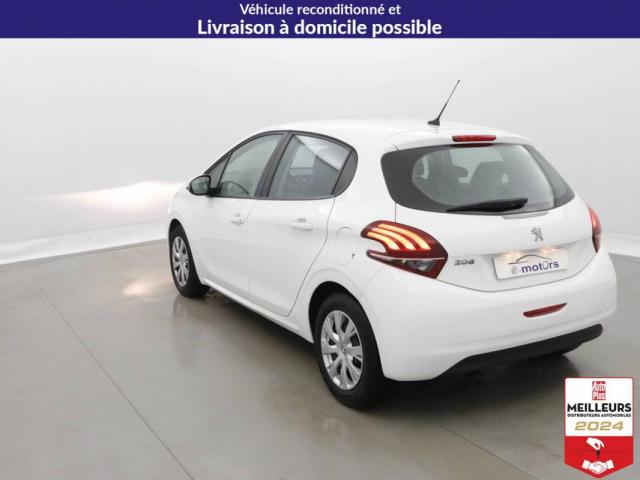 Peugeot 208 image 3