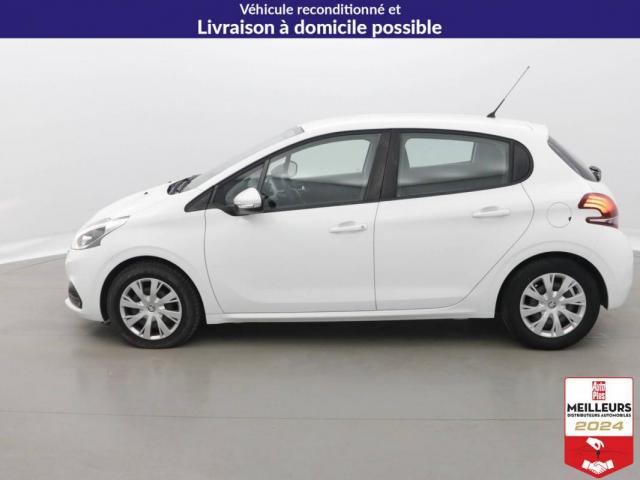 Peugeot 208 image 8
