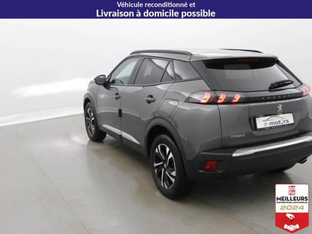 Peugeot 2008 image 2