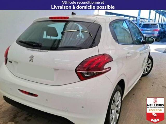 Peugeot 208 image 5