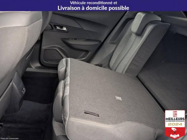 Peugeot 2008 image 8
