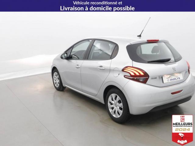 Peugeot 208 image 9