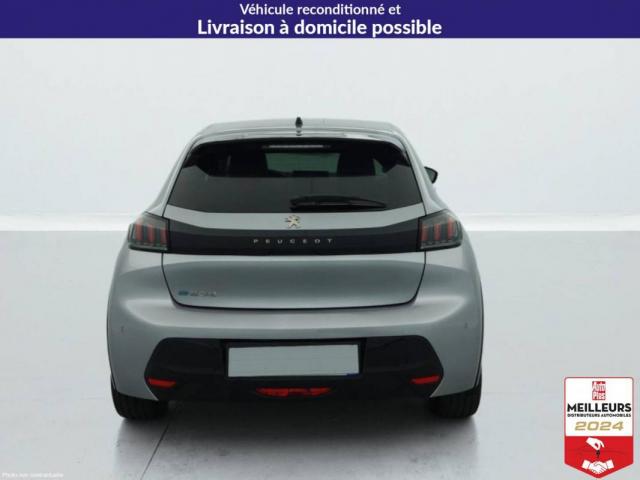 Peugeot 208 image 7