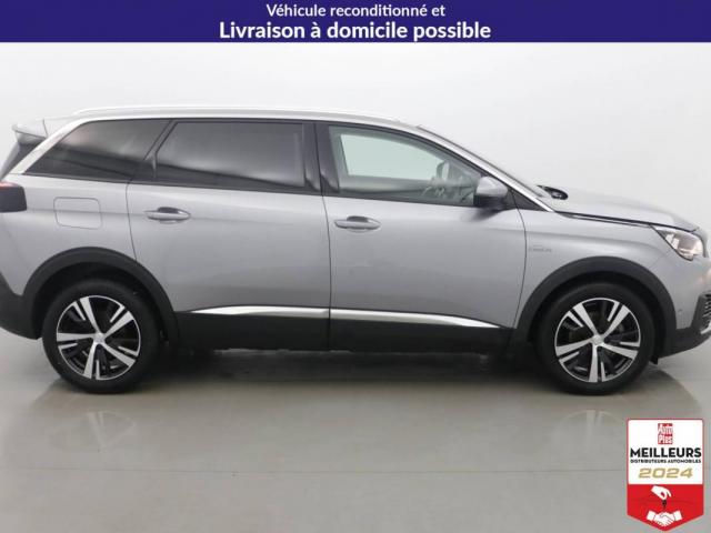 Peugeot 5008 image 1