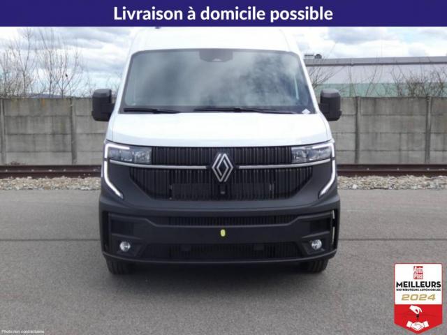 Renault Master image 2