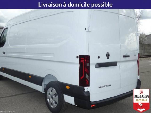 Renault Master image 8