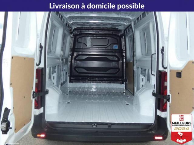 Renault Master image 6