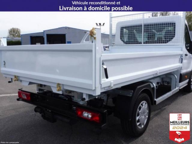 Ford Transit image 2