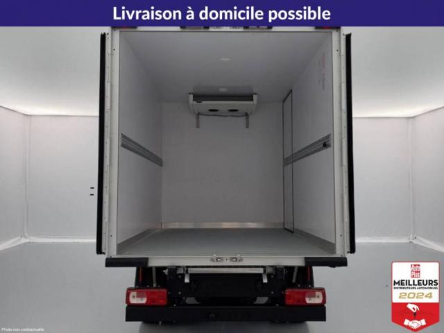 Volkswagen Crafter image 9