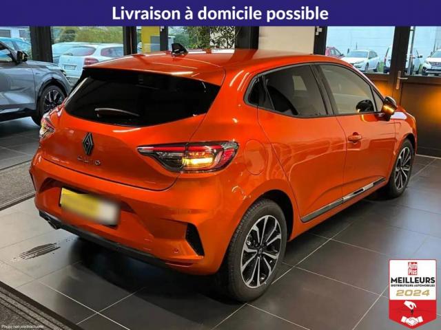 Renault Clio image 2