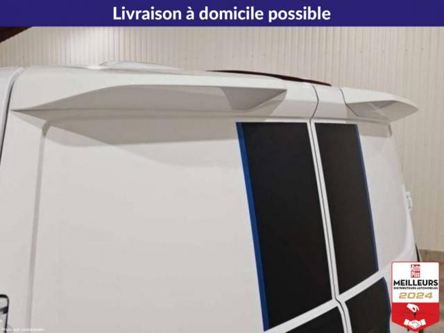 Ford Transit Custom image 3
