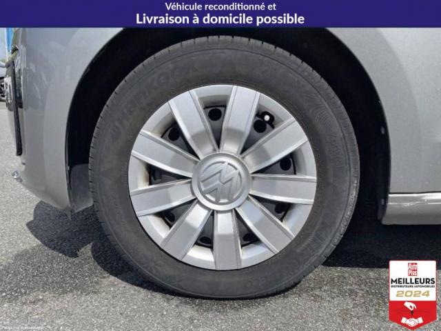 Volkswagen Up! image 8
