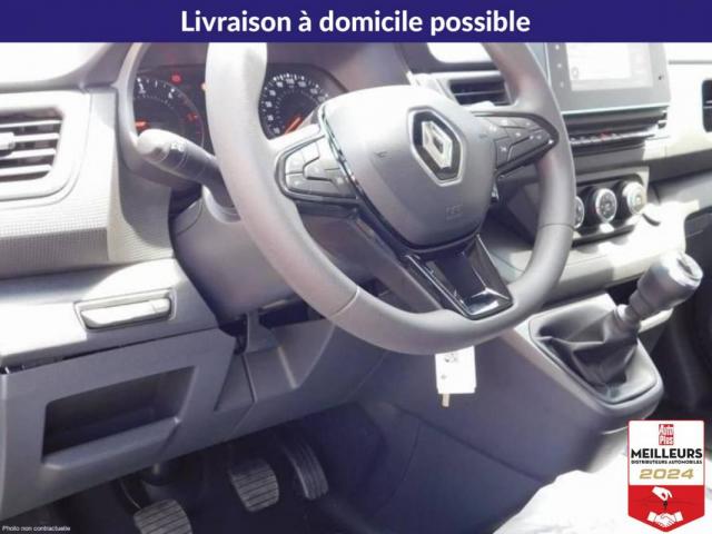 Renault Trafic image 4