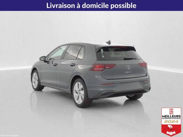 Volkswagen Golf image 9