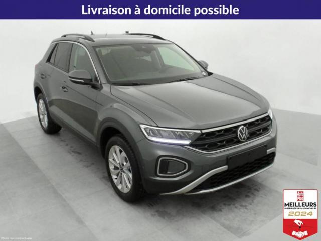 Volkswagen T-Roc image 6