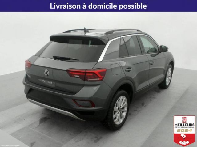 Volkswagen T-Roc image 9