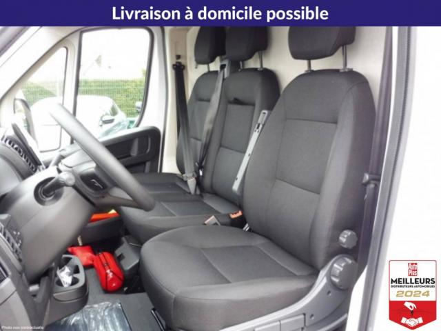 Peugeot Boxer image 1