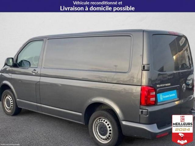 Volkswagen Transporter image 6