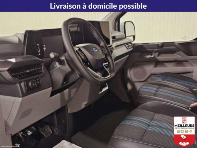 Ford Transit Custom image 3