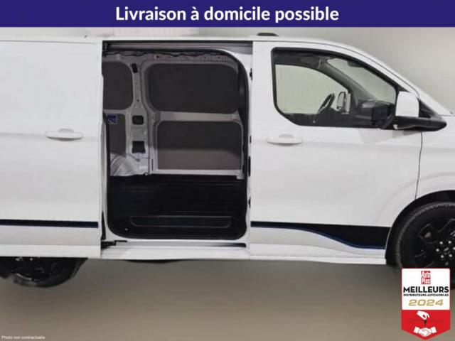 Ford Transit Custom image 2