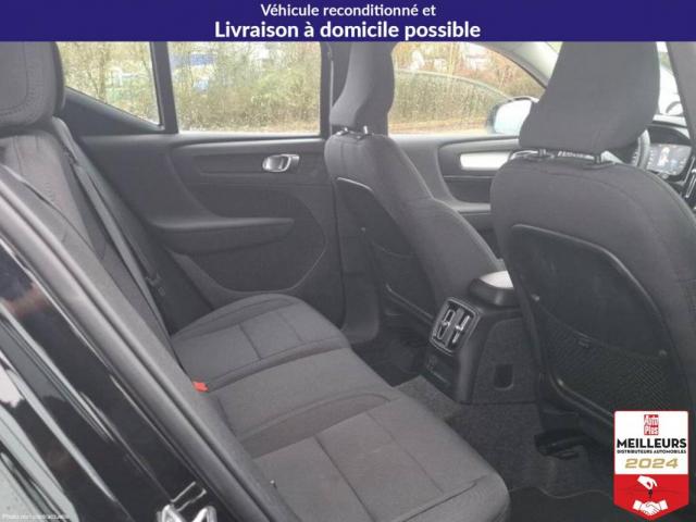 Volvo Xc40 image 2