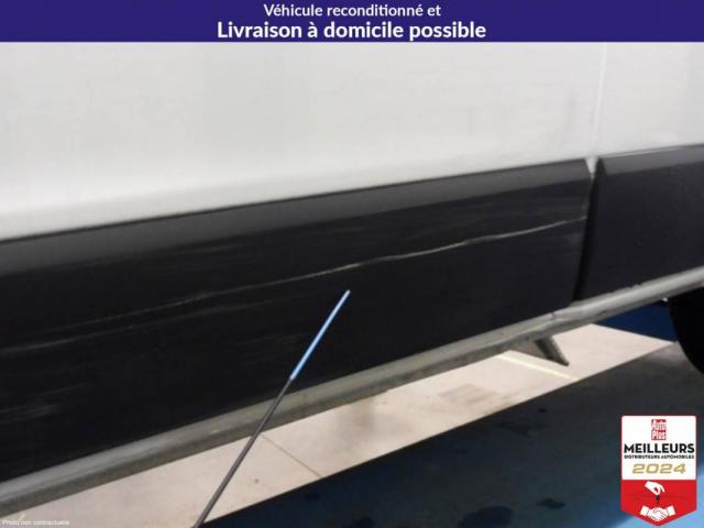 Renault Trafic image 9
