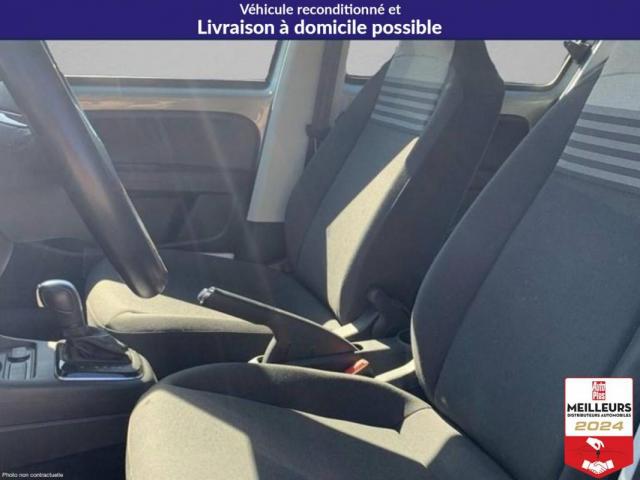 Volkswagen Up! image 4