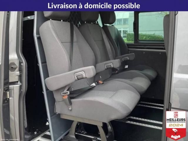 Volkswagen Transporter image 6