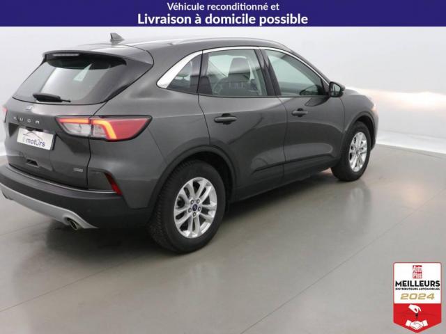 Ford Kuga image 5
