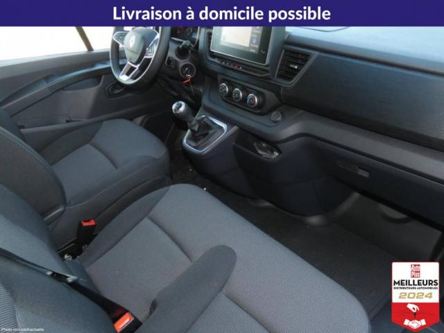 Renault Trafic image 8