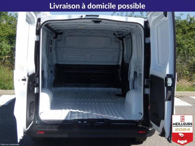 Renault Trafic image 6