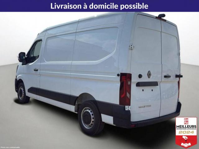 Renault Master image 9