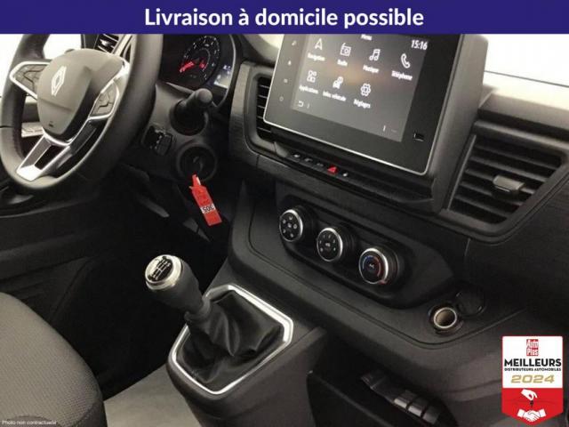Renault Trafic image 1