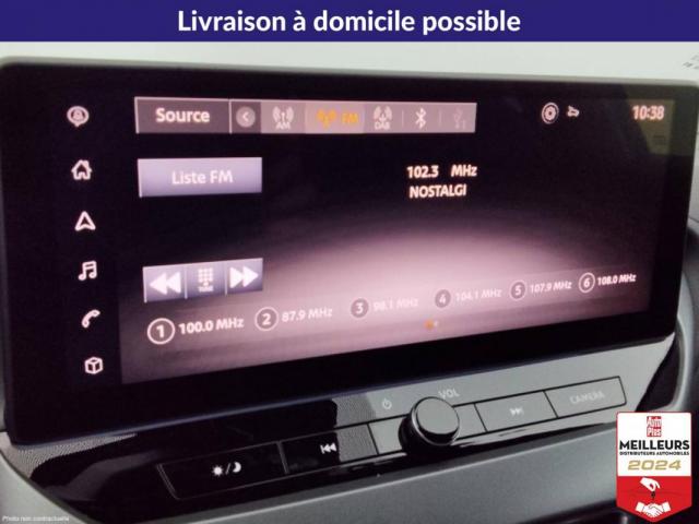 Nissan Juke image 5