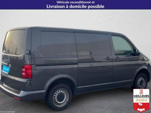 Volkswagen Transporter image 3