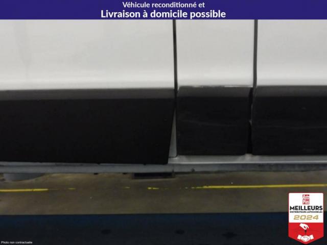 Renault Trafic image 1